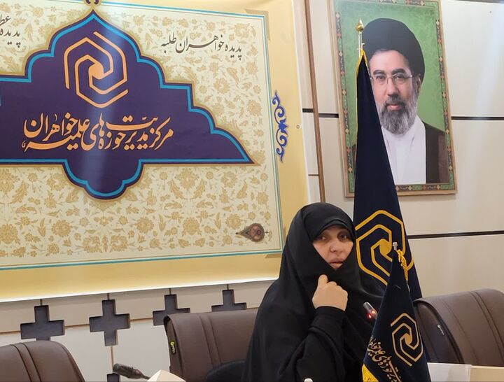 فاطمیه فرصتی برای روایت ایران قوی و بازخوانی هویت زن مسلمان است/فعالیت  بیش از ۴۵۰ مدرسه علمیه خواهران در کشور