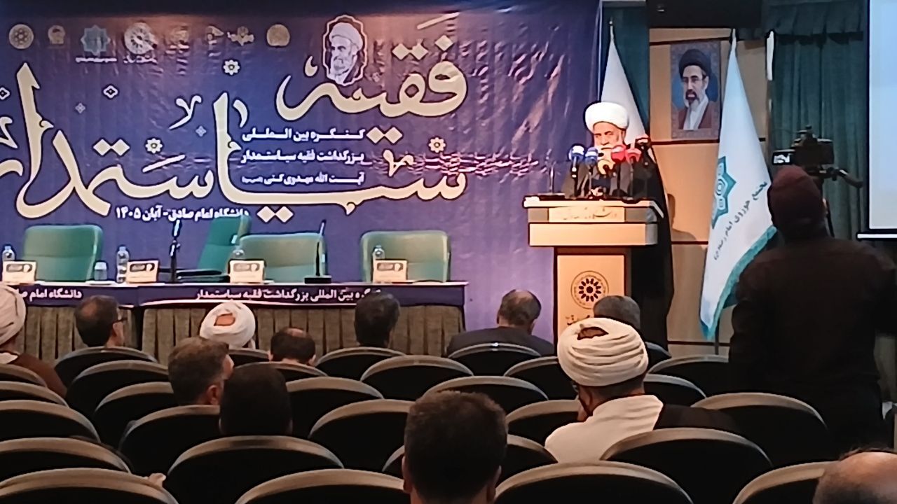 آیت‌الله مهدوی کنی(ره)، مرد محراب و میدان/ فقاهت و سیاست را هنرمندانه جمع کرد