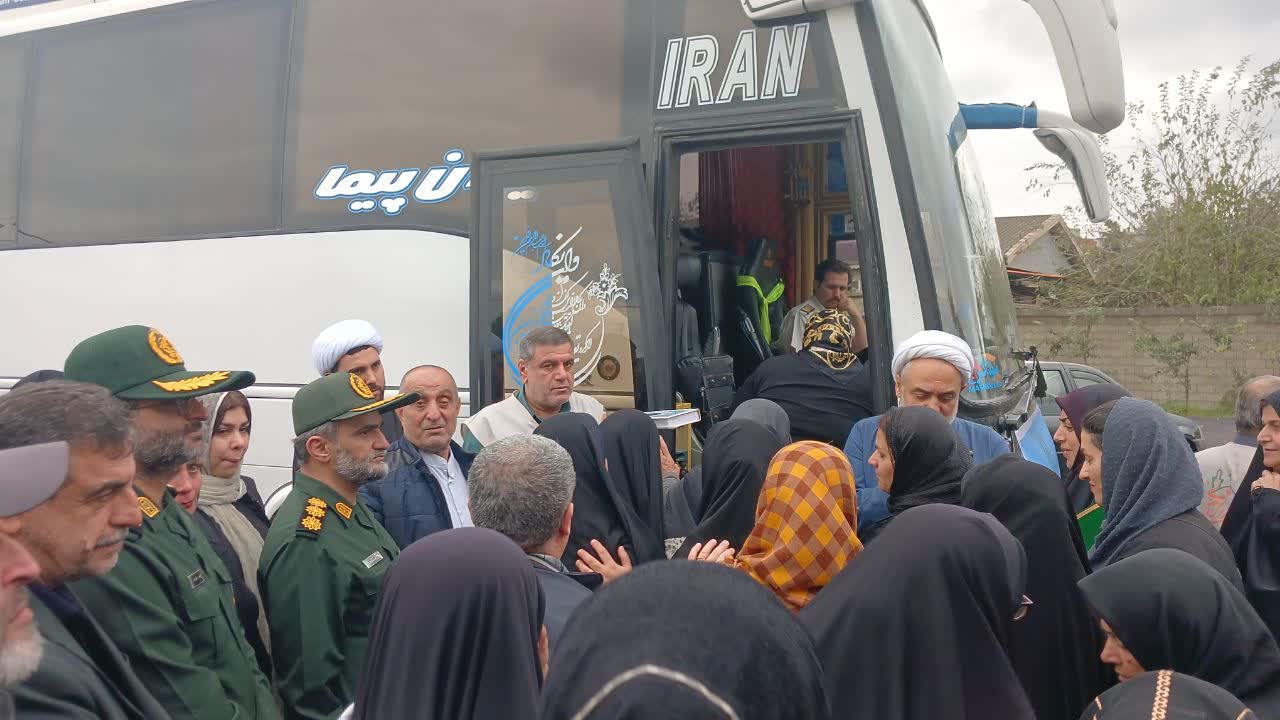 اعزام کاروان زائر اولی فومن به مشهد مقدس