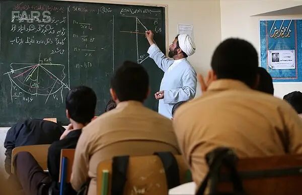 گسترش شبکه مدارس مسجدمحور در سراسر کشور؛ فعالیت ۴۶۰ مدرسه با رویکردهای متنوع آموزشی