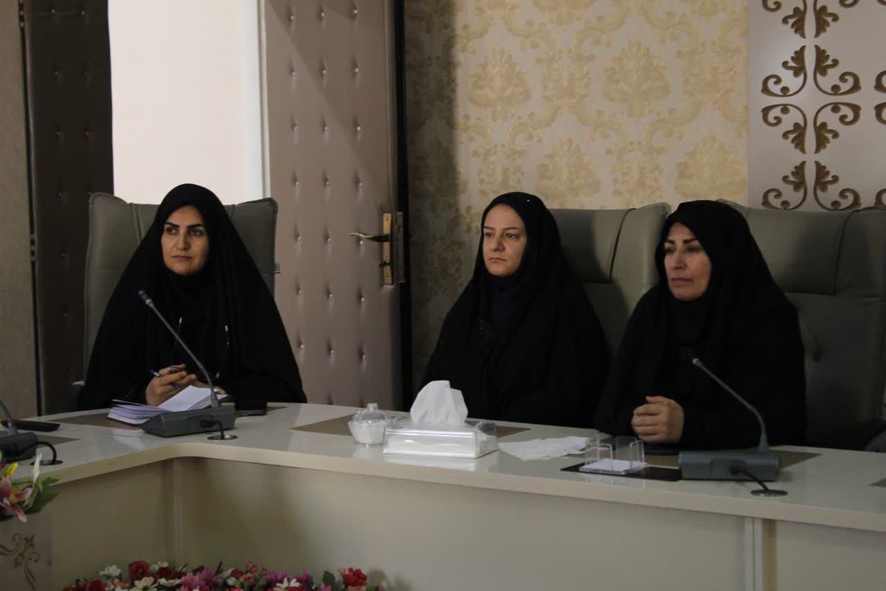 تشکیل کارگروه تخصصی چهاردهمین جشنواره بین‌المللی مد و لباس فجر در خرم‌آباد