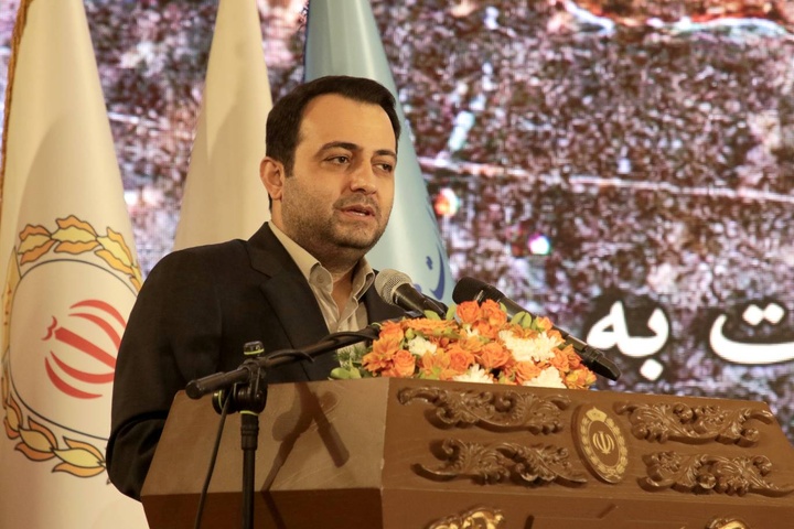 ایران با جوان‌های هنرمندی که دارد نمی‌میرد /ضرورت حمایت از انتشار کتاب‌های نفیس و آثار هنری ارزشمند