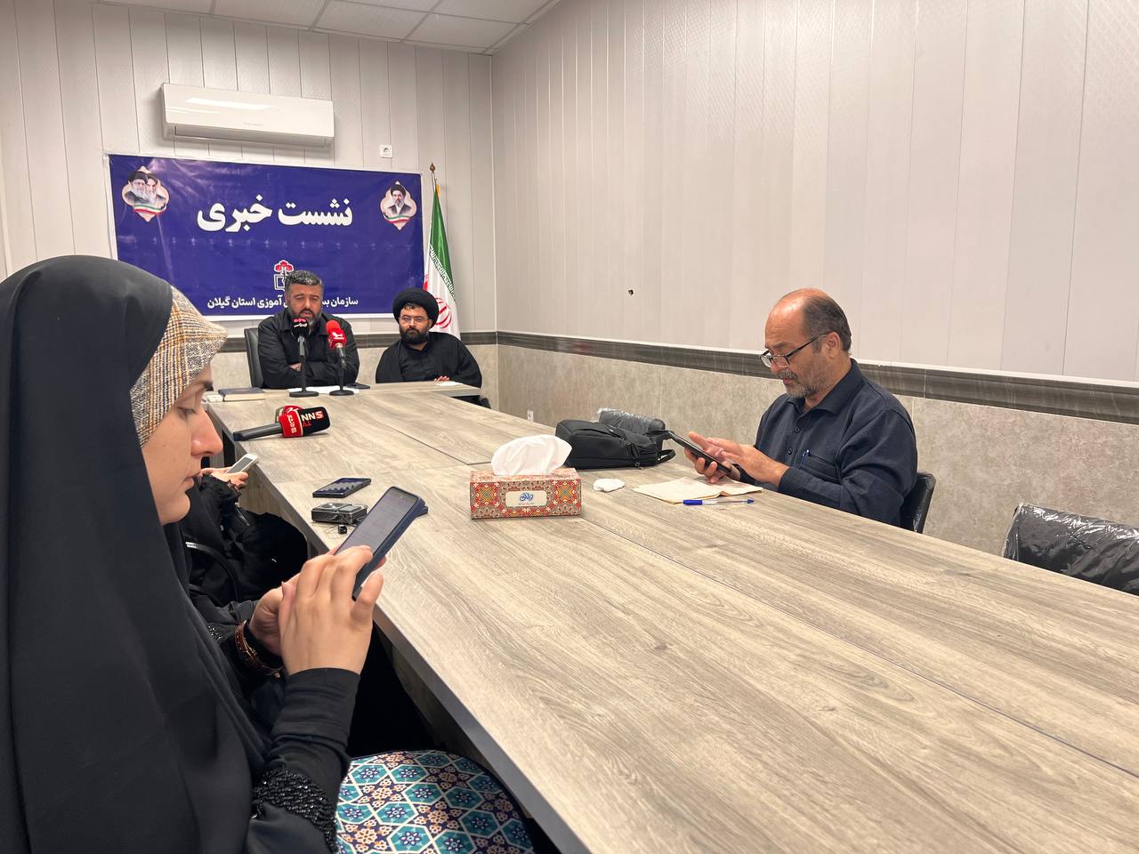 گرامیداشت ۱۳ آبان با بیش از ۲۰ عنوان برنامه در گیلان / از تجدید بیعت دانشآموزان با ولی فقیه تا طرح «مبین» در ۳۰۰ مدرسه