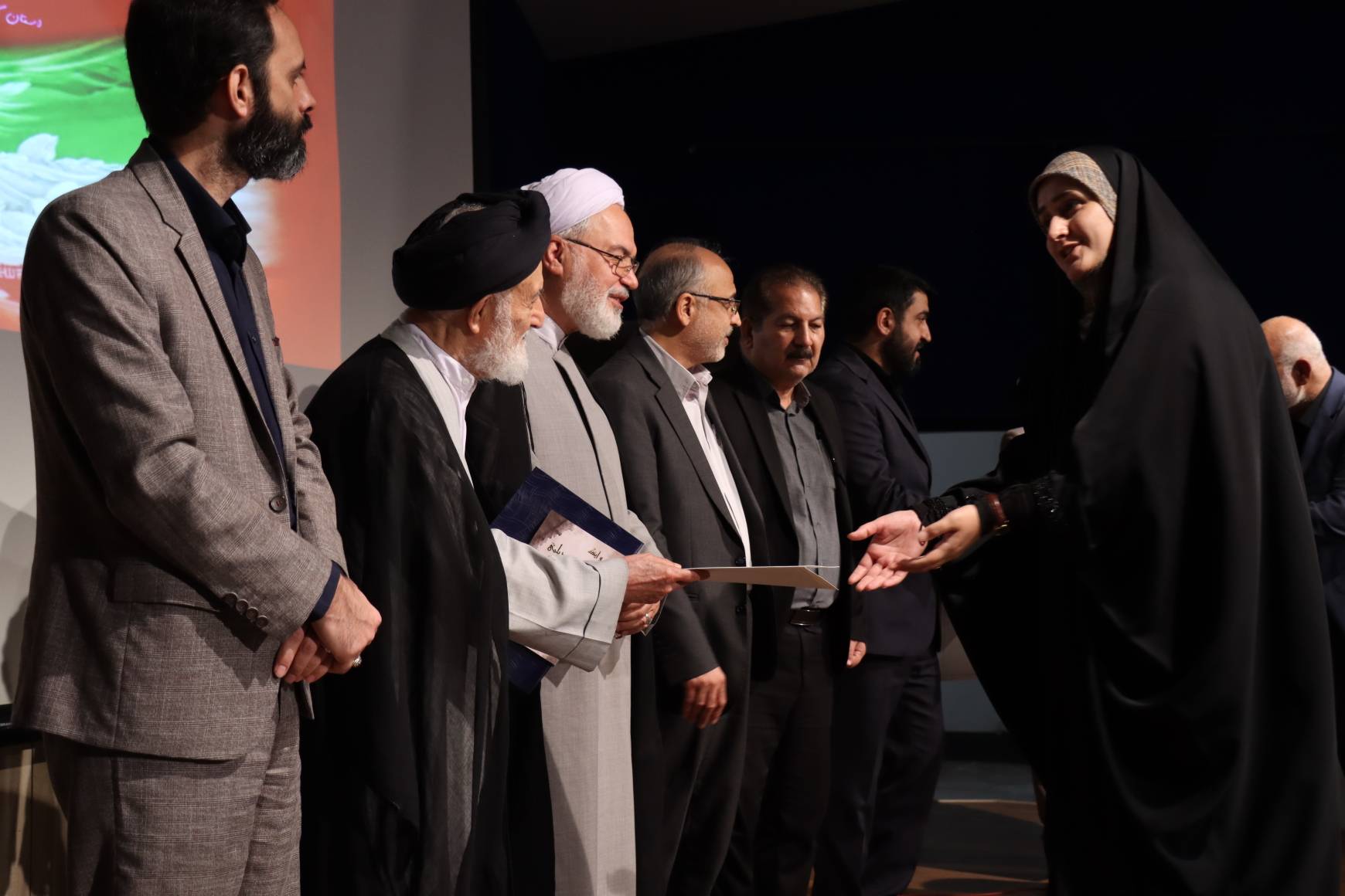 درخشش خبرنگار شبستان گیلان در پویش رسانهای «باید برخاست» / رتبه نخست بخش خبر برای «نوشین کریمی»