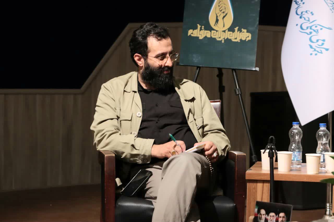 رویداد ملی «رهبران ایران مقاوم» در رشت کلید خورد / از تحجر و دیده‌بانی تا راز جبهه‌سازی میرزا و حاج قاسم