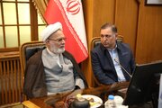 ارزش کار تولیدکنندگان کمتر از رزمندگان جبهه نظامی نیست
