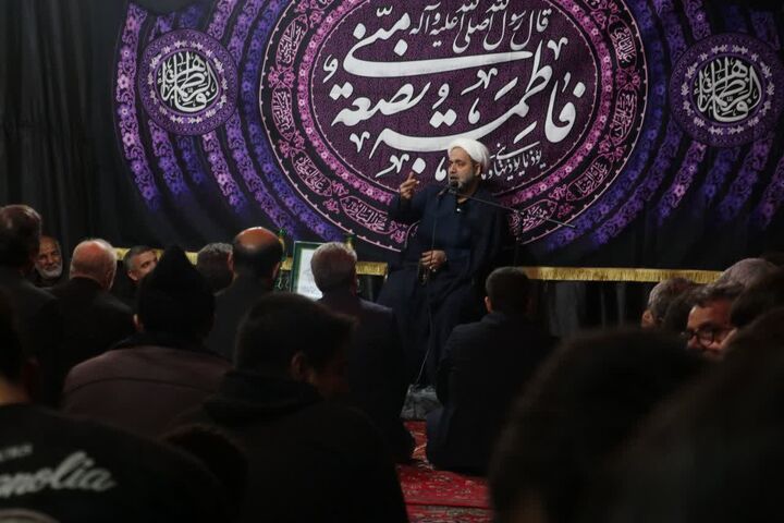 آینده را انسان می‌سازد / اخلاص در بندگی و کنشگری در جامعه، دو بال ساختن آینده