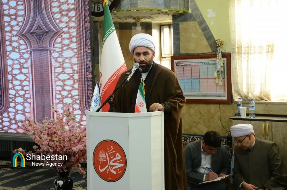 رقابت ۷۰ نفر در مسابقات قرآن طلاب اهل سنت کرمانشاه؛ معرفی ۱۳ برگزیده