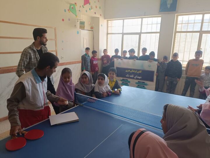کانونی که با جوانان، همبستگی را در قلعه‌تک زنده نگه داشته است