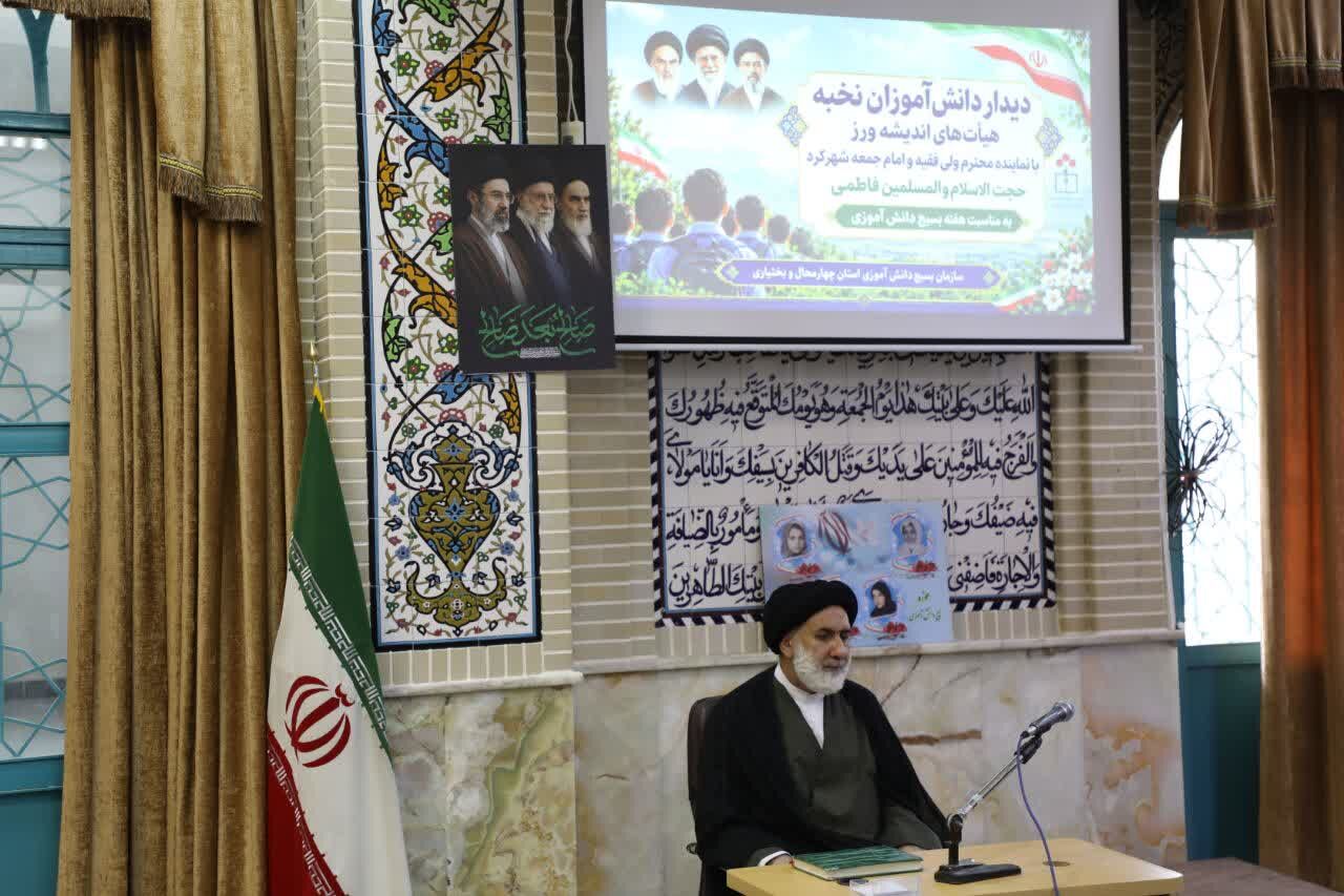 اجرای بیش از ۲۰۰ عنوان برنامه در هفته بسیج دانشآموزی/ جوانان و نوجوانان؛ بالاترین ثروت ملی کشور هستند