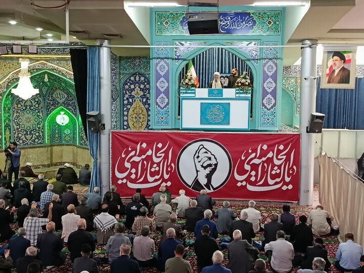 مسئولان با امانت‌داری و پرهیز از تبعیض برای حل مشکلات مردم تلاش کنند