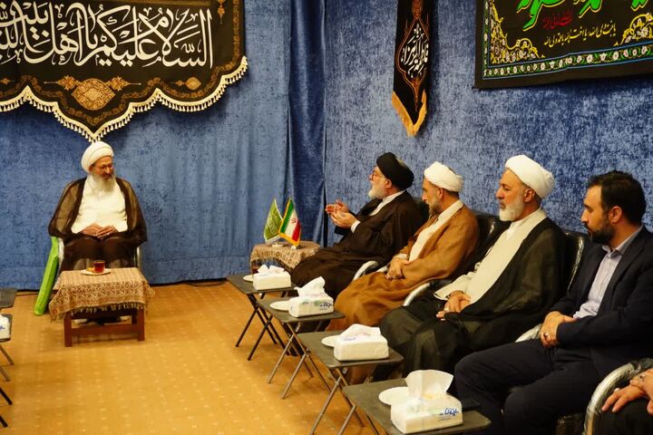 تأکید آیت‌ الله فقیهی بر عدالت‌محوری و جلب رضایت مردم