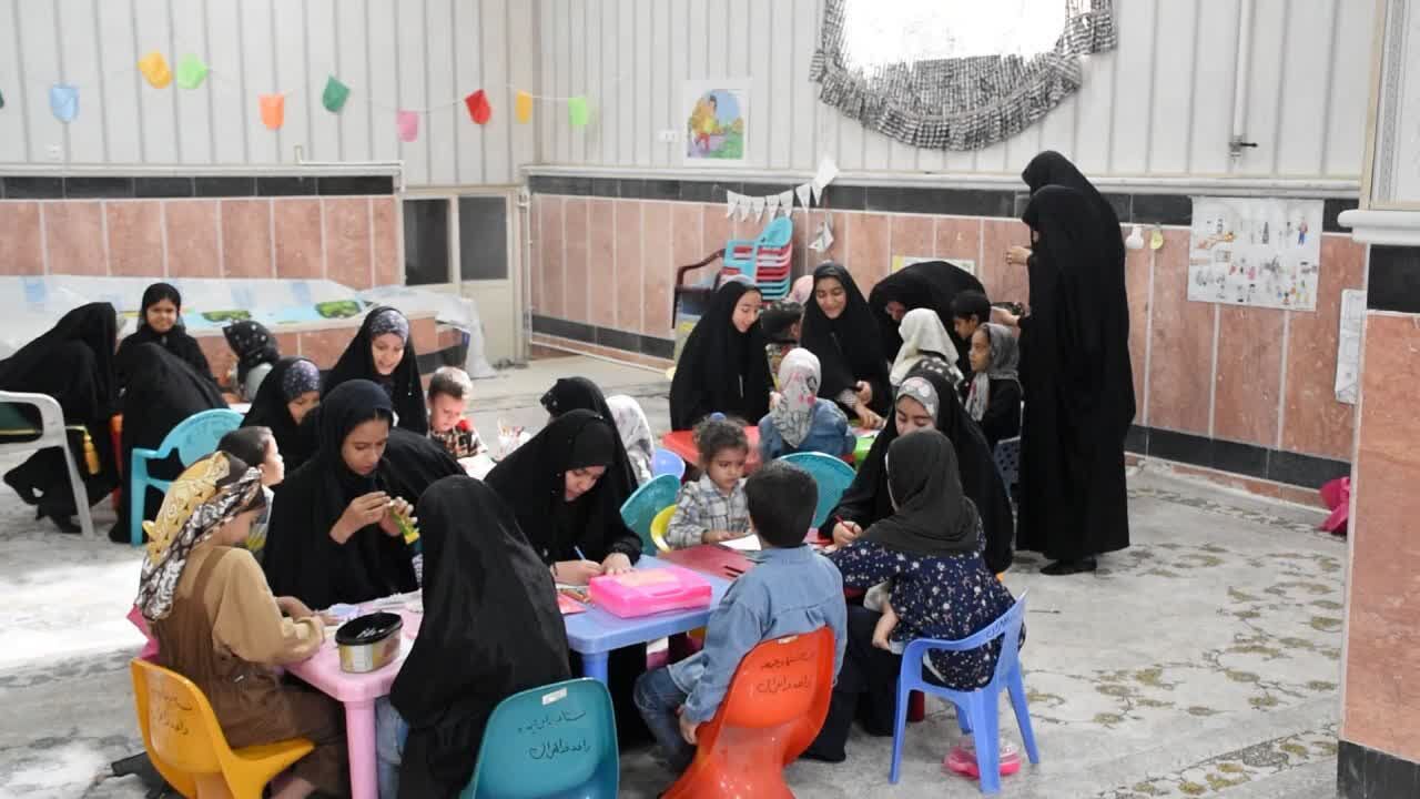 مصلی آران و بیدگل در تسخیر شور خدمت نوجوانان رضوی؛ از غرفهآرایی فاطمی تا چایخانه امام رضا(ع)