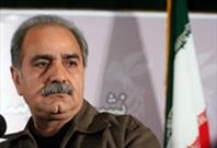 الان فقط به میهنم فکر می‌کنم و مطالبات را به بعد می‌سپارم