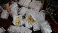 ۷۰ پرس غذای گرم در بین نیازمندان شهر اردبیل توزیع شد