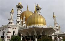 مسجد ۱۰۳ ساله «عبودیه» با سبک معماری «مغولی-گوتیک» از زبیاترین مساجد مالزی