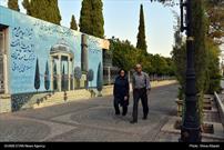گزارش تصویری| نقش حافظ بر دیوارنگاره های شهر راز
