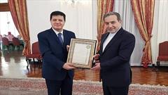 سفیر سوریه در ایران با عراقچی دیدار و خداحافظی کرد