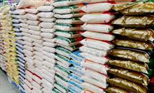محموله ۶۵۰۰ تنی برنج دپو شده در بندر شهید رجایی ترخیص شد