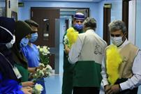 عیادت خادمیاران رضوی از بیماران کرونایی و پرستاران بیمارستان شهید محمد منتظری  نجف آباد