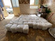 توزیع ۱۵۰ پرس غذای گرم در بین نیازمندان توسط کانون باب الحوائج (ع) یزد