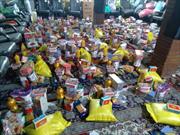 اهدای چهار بسته معیشتی به نیازمندان فارس در ماه مبارک رمضان