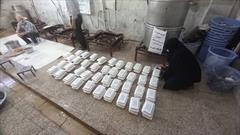 ۵۰  پُرس غذای گرم کانون فرهنگی هنری «شهید براتعلی میردار» روستای «القجر نیشاک» توزیع شد