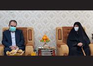 مدیر کل فرهنگ و ارشاد اسلامی استان به دیدار خانواده شهیدان تقوی و حامدی رفتند