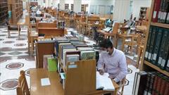 تالار محققان کتابخانه مرکزی آستان قدس رضوی شبانه‌ روزی شد
