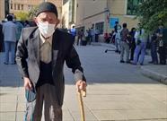 حضور پیر مرد ۹۵ ساله همدانی در پای صندوق رای