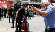 مجتهد: رویدادهای تونس کودتایی با همکاری بن‌زاید و بن سلمان است
