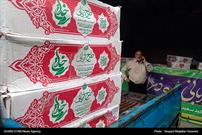 گزارش تصویری/ توزیع ۲۴۰۰ بسته گوشت قربانی بین نیازمندان گیلانی