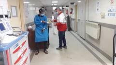 داوطلبان جمعیت هلال احمر گیلان به یاری کادر درمان رفتند