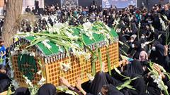 گزارش تصویری/ مراسم آیینی مذهبی «گلباران خورشید» روستای یزدل