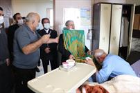 عیادت خادمیاران منطقه ۱۴ تهران از بیماران