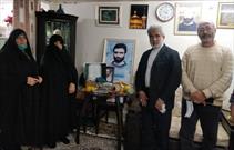 دیدار خادمیاران رضوی با خانواده شهید سید حسین عظیمی
