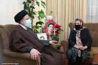 حضور رئیس جمهور در منزل شهید " وارطان آقاخانیان "
