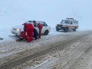 رها سازی ۹۲ دستگاه خودرو گرفتار شده در برف و کولاک در محورهای مواصلاتی استان