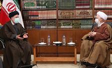 مردم باید  محترمانه و آبرومندانه زندگی کنند