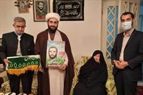 گزارش تصویری/ دیدار اعضای کانون بشری با مادر شهیدان خزائیان و موسوی