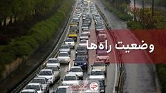 آزادراه کرج به قزوین به علت عملیات نصب عرشه پل عابر پیاده مسدود است