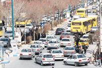 ترافیک از کرج تا کیلومتر ۲۵ آزادراه کرج به تهران نیمه سنگین است