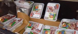 توزیع گوشت نذری در بین نیازمندان روستای گرجی محله بهشهر