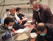 مسجدی های روستای دزک ۲۰۰ پرس غذای گرم بین محرومان توزیع کردند
