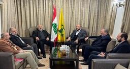 دیدار هیئتی از جنبش حماس با مسئولان حزب الله در بیروت