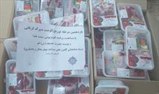 بسته های گوشت متبرک قربانی توسط کانون امام محمد باقر (ع) بارده به دست نیازمندان رسید