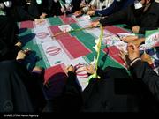 گزارش تصویری| استقبال از پیکرهای مطهر چهار شهید گمنام دفاع مقدس در کرمان از دریچه دوربین موبایل