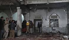 ۵۶ کشته در حمله انتحاری به مسجد شیعیان پیشاور پاکستان