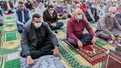 غبارروبی مساجد «دمیاط» مصر در استقبال از ماه رمضان