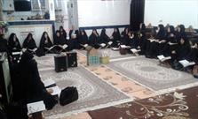 قدمت ۱۱ ساله جلسات خانگی قرآن در روستای وکیل آباد کرمان